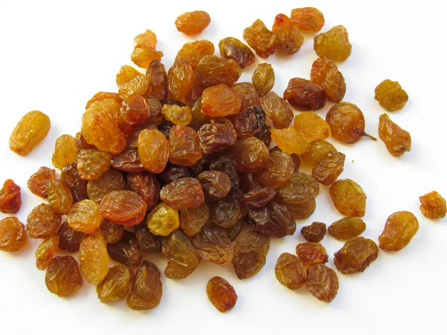Raisins dry fruit supplier